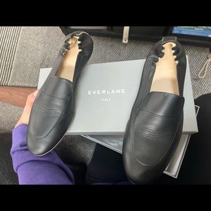 Everlane black flats